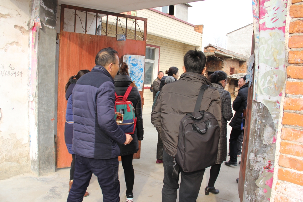 省市總工會領導及同事來我司走基層、送溫暖 扶貧幫困暖人